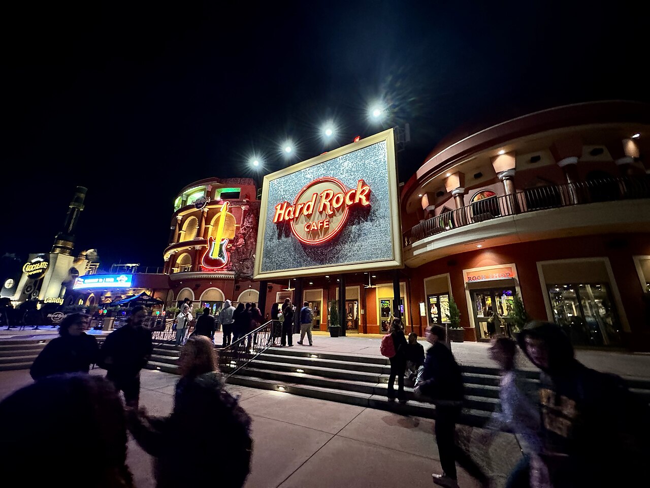 Hotel Hard Rock de Universal Orlando de noche